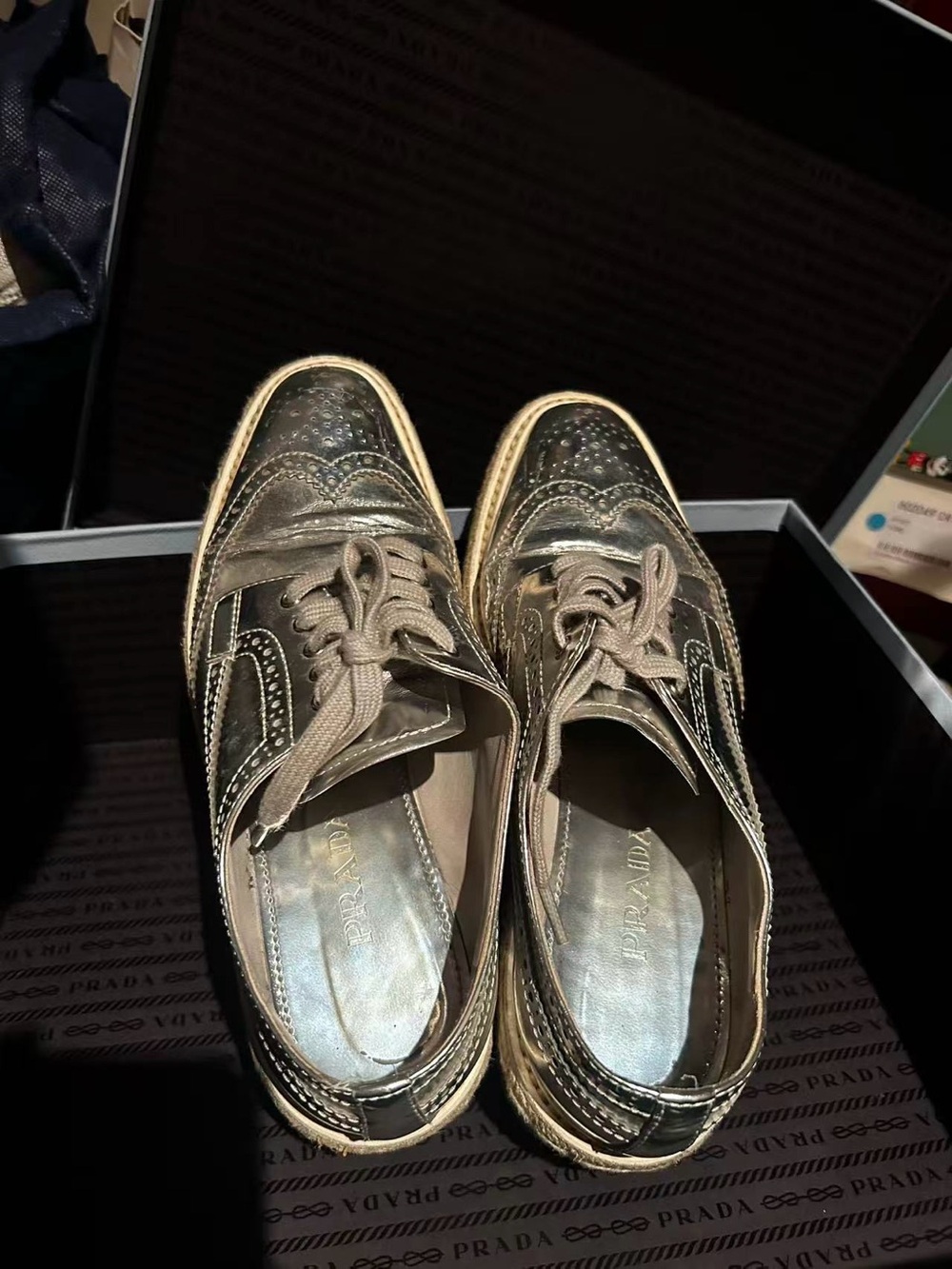 Prada, 37.5. Come with original shoes box